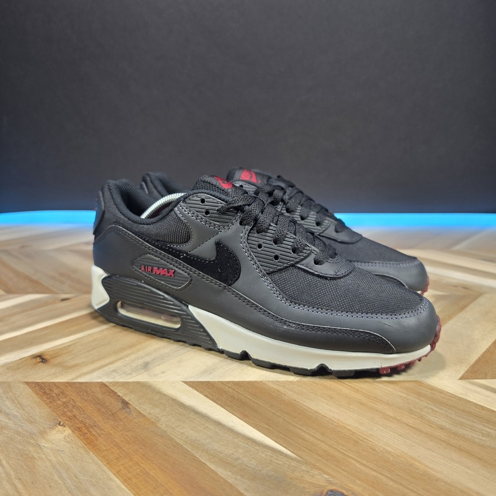 Nike Air Max 90 Men 10.5 DQ4071-001 Anthracite Team Red Athletic Sneakers Shoes